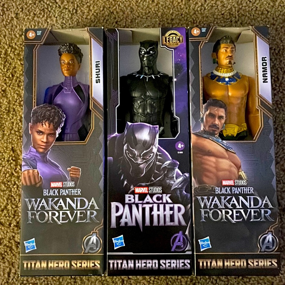 Black Panther set of three 12 inch Figures Wakanda Forever